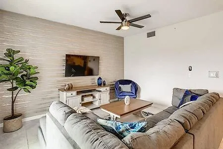 Lovely Thematic 2Br With 2 Clubhouses & Waterpark