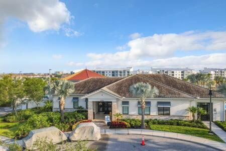 Casa de férias Lovely Thematic 2br With 2 Clubhouses & Waterpark Kissimmee