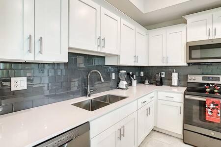Lovely Thematic 2br With 2 Clubhouses & Waterpark Casa de férias